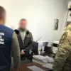 Катували та вимагали гроші за уникнення мобілізації: співробітникам ТЦК оголосили підозри на Буковині