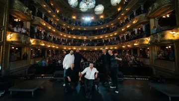 Хлопчик розчулив зал на концерті «Антитіл» у Львові: Тарас Тополя здійснив мрію юного фаната –відео