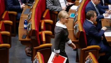 Тимошенко з грошима у пакеті Нової пошти: іронічна реакція директора Укрпошти Смілянського на відео НАБУ