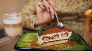 130 людей отримають роботу мрії: в Італії шукають суддів для чемпіонату з тірамісу