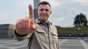 «Ребров – людина з яйцями»:  Микола Тищенко підтримав внесення застави екстренером збірної за Андрія Єрмака