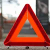 Одна з країн ЄС скасовує аварійні трикутники: що тепер має бути в кожному авто