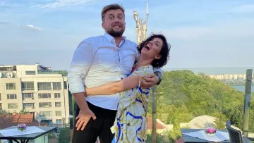 «Це найбільша відстань між нами, яку я пам'ятаю»: Ольга Цибульська зворушливо привітала брата з днем народження