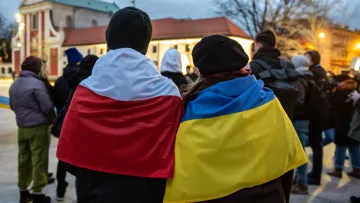 У Польщі пропонують депортувати безробітних українців призовного віку: що про це відомо 