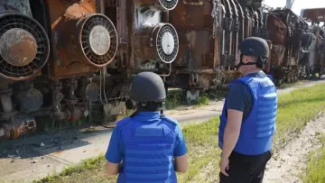 Укренерго повідомило про обмеження електроенергії через обстріли: який графік відключень буде діяти 9 листопада