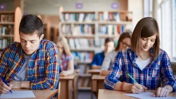 «Зимовий вступ» на нульовий курс: що відомо про нову програму уряду з підготовки до НМТ