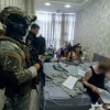 Нацполіція викрила масштабну шахрайську схему: майже тисячу українців ошукали на понад 1,1 млн доларів