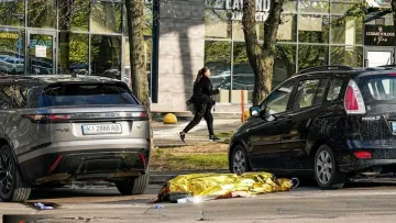 Генпрокурор Кравченко повідомив, що терорист з Велмарта вбив батьків підлітка: сам хлопець отримав поранення