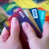 ШІ виявив шахрайські операції на мільярди: як штучний інтелект Visa рятує банківські картки