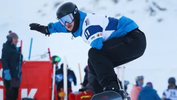 Як виглядає стандартний набір паралімпійця у 2026 році: член української збірної показав вміст валізи