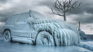 Фахівець назвав головну помилку водіїв при запуску двигуна в мороз: ось що вони роблять не вірно