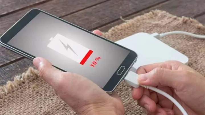 Швидка зарядка – повільна смерть: як спроба зекономити час шкодить працездатності смартфона