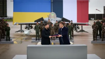 Зеленський підписав історичну угоду з Макроном: про що йдеться і як це допоможе Україні у війні