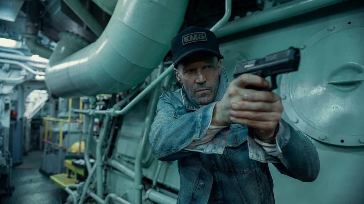 Звинувачений у вбивстві мільярдера: Lionsgate показала гарячий трейлер нового екшену зі Стетгемом