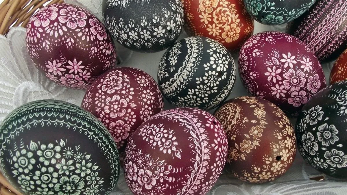 Великодні яйця можуть нашкодити: неправильне і довгострокове зберігання продукту підвищують ризик отруєння