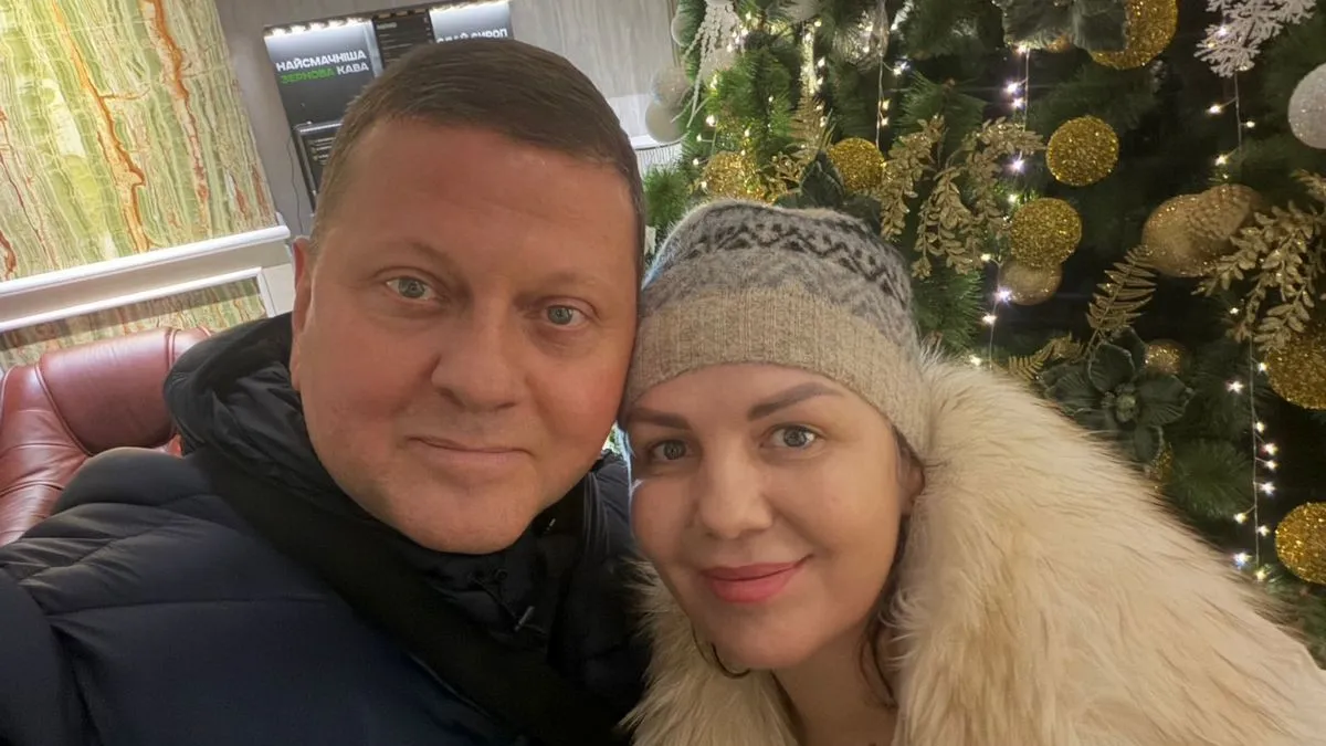 Залужний повернувся в Україну? Посол заінтригував фотографією з дружиною – ось як відреагували українці