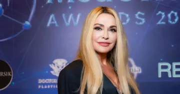 «Був хаос, служби не працювали»: Ольга Сумська розповіла про похорон мами у перші дні війни 